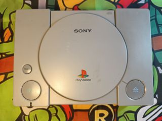 Sony PS1 + Metal Gear Solid, memory y accesorios !