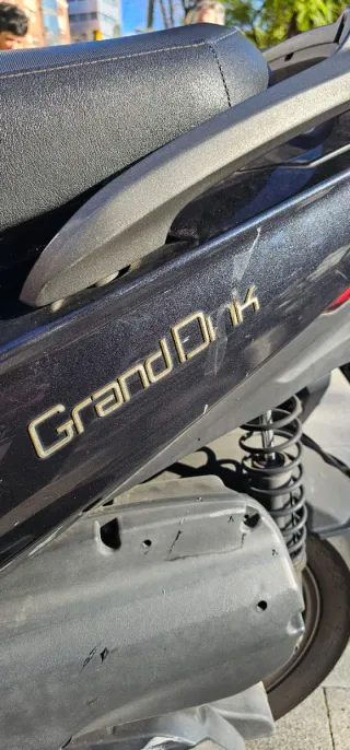 Kymco Gran Dink 300i ABS Negra