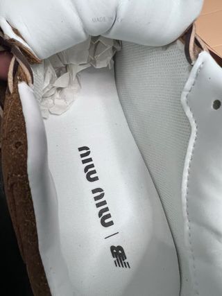 New Balance x Miu Miu Marrón Naranja