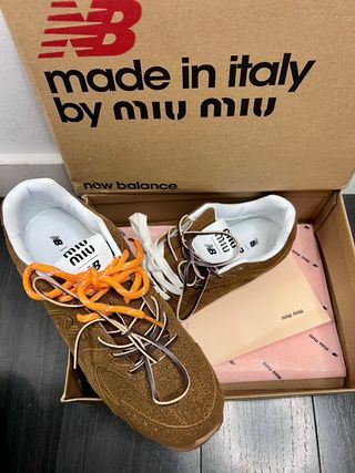 New Balance x Miu Miu Marrón Naranja