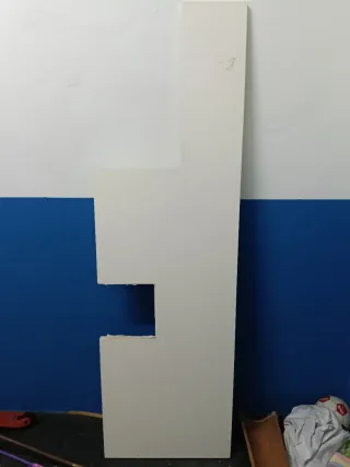 Encimera estrecha de madera