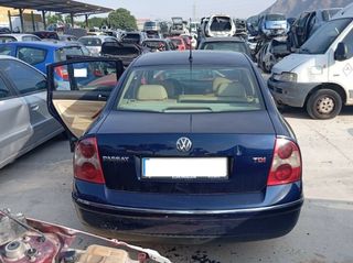 Capot volkswagen passat berlina (3b3) 464537