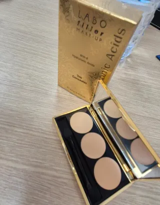 Correttore Trio LABO Acido Ialuronico