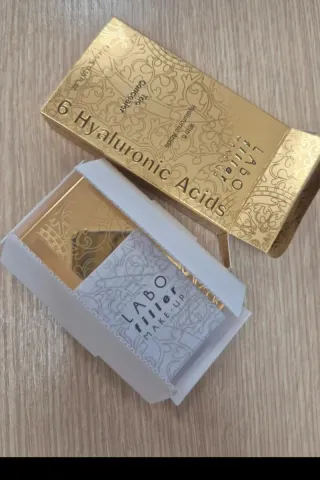 Correttore Trio LABO Acido Ialuronico