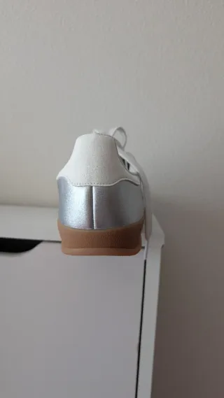 Zapatillas Adidas Gazelle Indoor Talla 43.3