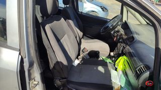 Opel Zafira A 2.0 DTI 2000