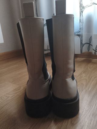 Botas Chelsea Crema Claro T-38