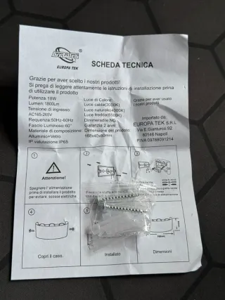 Lampada da parete LED 18W