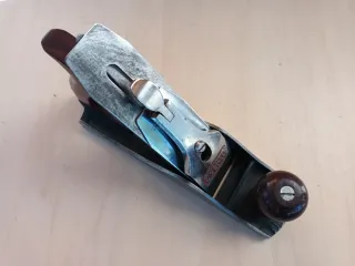 Cepillo de carpintero Presto.