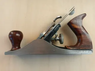 Cepillo de carpintero Presto.