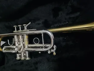 Trompeta Stomvi Titán en Do con maletín incluido