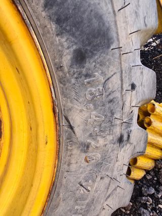 DES01 NEW HOLLAND LB95B EN DESPIECE