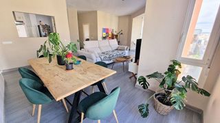 Piso en alquiler en Ensanche - Diputación en Alicante