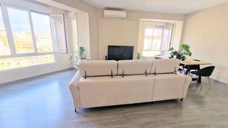 Piso en alquiler en Ensanche - Diputación en Alicante