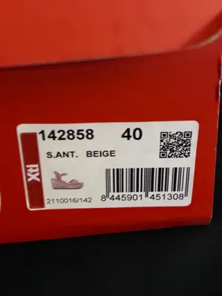 Sandalias cuña Xti beige