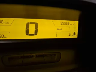 Citroen C4 HDI 92 CV diesel como nuevo pegatina B