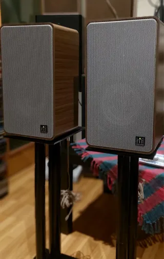 Colunas Grundig Box 416a