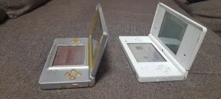 Nintendo DS Lite Plata y DSi Blanca