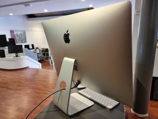 Apple iMac 27" - GARANTIA