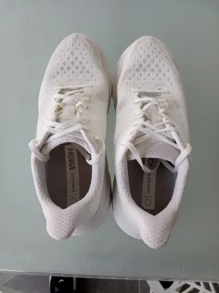 Hoka Clifton 9 Blancas