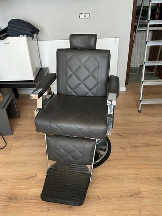 Sillón de Barbería gris oscuro y Plateado