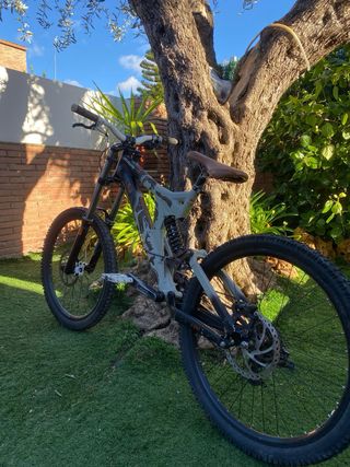 Bicicleta Specialized Descenso Big Hit 1
