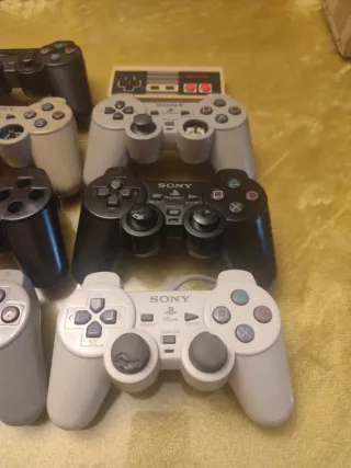 Lote mandos PS1/PS2 y Nintendo (LEER)
