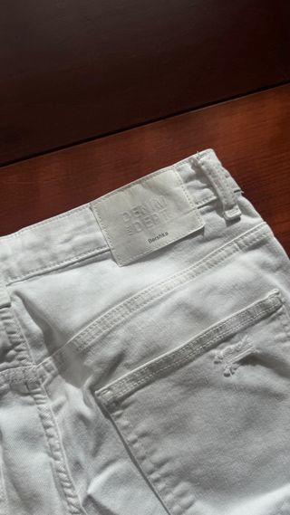 Pantalones vaqueros Bershka rotos