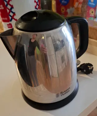 Hervidor de agua Russell Hobbs