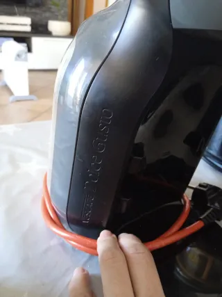 Cafetera Krups Dolce Gusto Negra