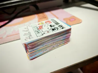 SOLO ELCHE Vendo/ cambio cromos hello kitty