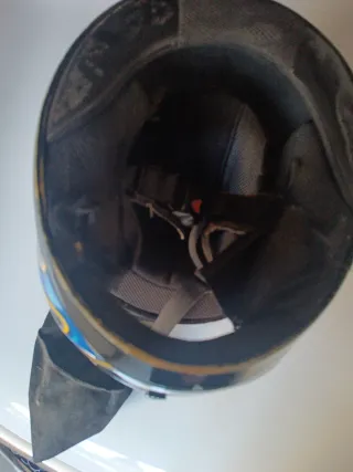 Casco de moto LAZER negro y azul