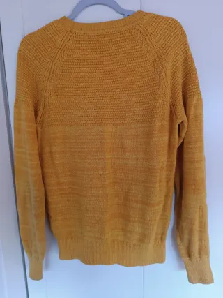 Jersey de punto amarillo