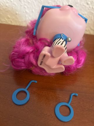 VIP Pets Gatito Princesa con Gafas