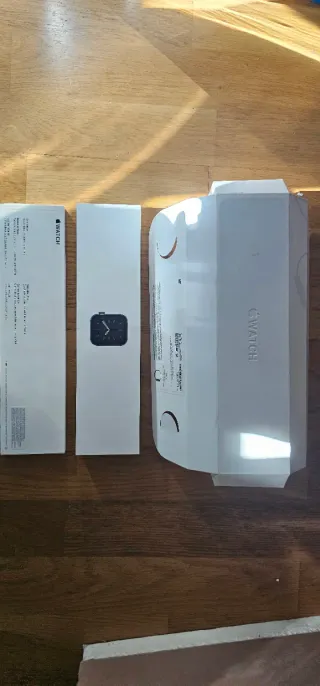 Caja Apple Watch Blanca