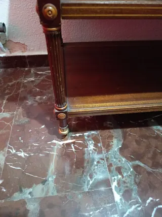 Mueble auxiliar de madera