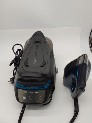 Rowenta Silence Steam Pro DG9160 Centro de planchado vertical, 7.5 bares, golpe de vapor de 480g/min, tecnología silenciosa, des