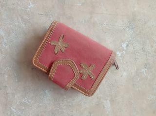 Cartera coral suave piel vuelta