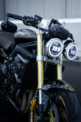 Triumph Street Triple 675 2008 Negra/Dorada