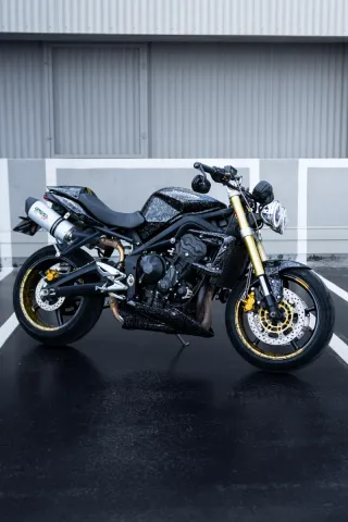 Triumph Street Triple 675 2008 Negra/Dorada