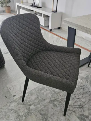 Mesa Comedor y 4 Sillas Diseño Moderno