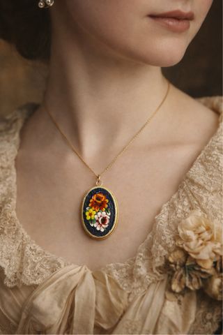 Ciondolo antico micromosaico floreale oro