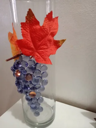 Portafiore in vetro con uva artigianale