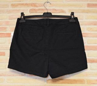 Pantalón de mujer corto, color negro, Talla 42