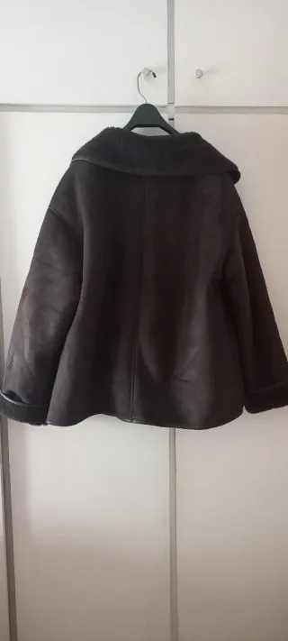 Chaquetón doble faz H&M marrón Talla L