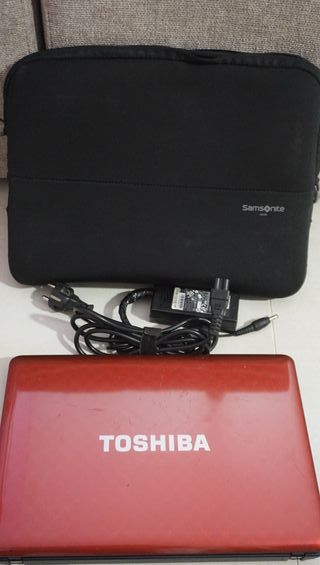 Toshiba Satellite L735-135 Ordenador ver fotos