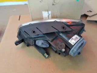 Óptica Volkswagen Passat