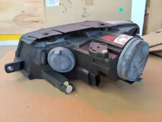 Óptica Volkswagen Passat