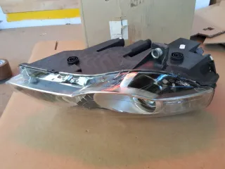 Óptica Volkswagen Passat