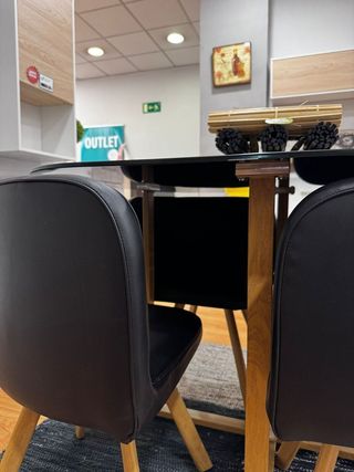 Mesa comedor y 4 sillas,  Últimos!!